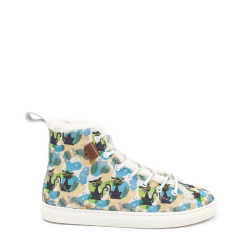 Sneakers Unisex Grandma's Cat Sheepskin